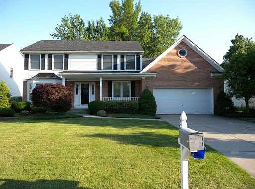 1st image of 28 Guinevere Ct