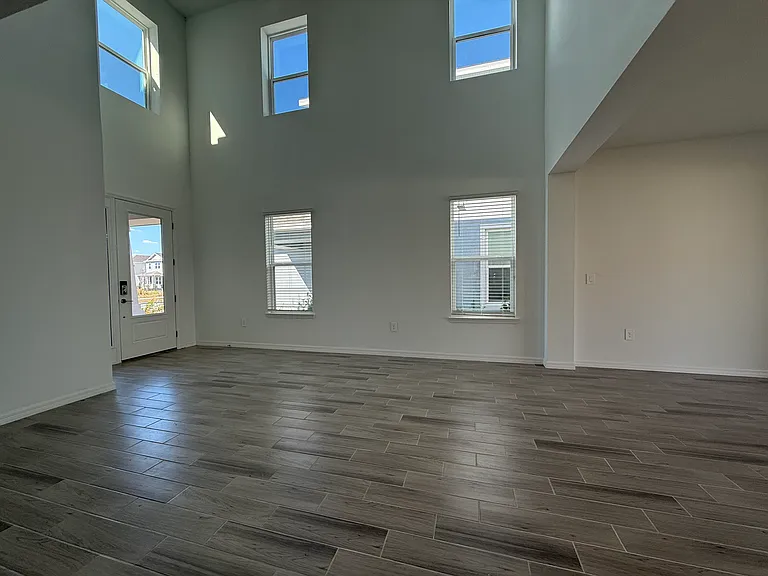 999 Ladyfish Trail St — Photo 10