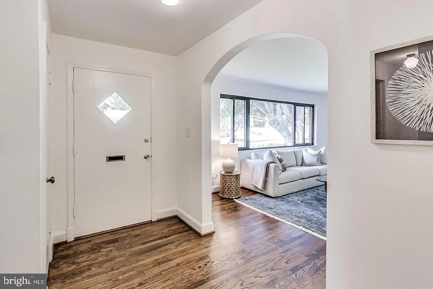 5 bed, 2739 sqft, $5,800 — Photo 3