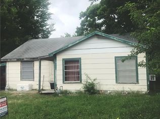 1401 W Neal St, Commerce, TX 75428