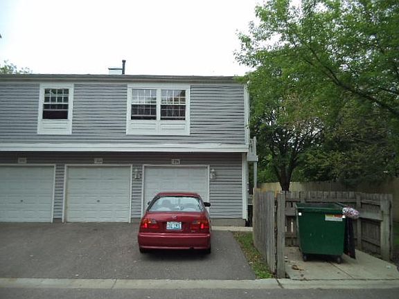 4th image of 1206 Cypress Dr #5D