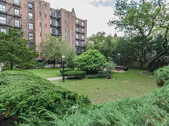 Rented by (Legacy) Elegran