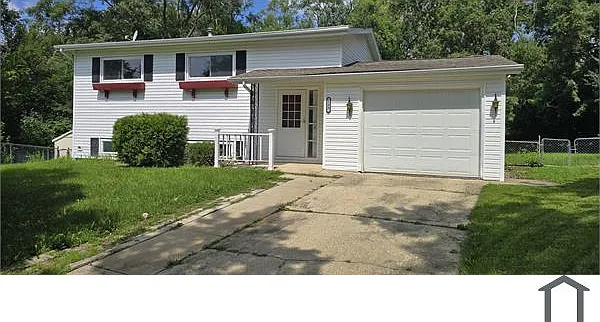 4 bed, 1400 sqft, $2,900 — Photo 1