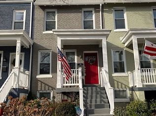 121 18th St SE, Washington, DC 20003