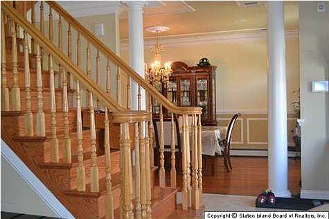 3rd image of 100 Joline Ave
