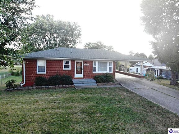 2nd image of 502 Saint Brigid St