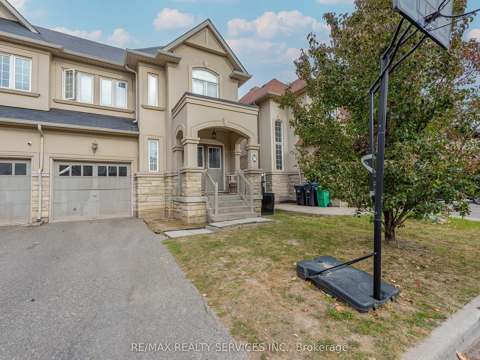 4 bed, $3,150 — Photo 3