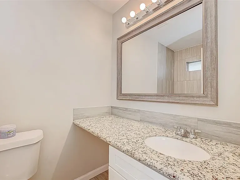16938 Enchanted Cir E — Photo 16