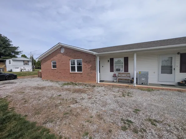 2668 Peppers Ferry Rd #A, Wytheville, VA 24382