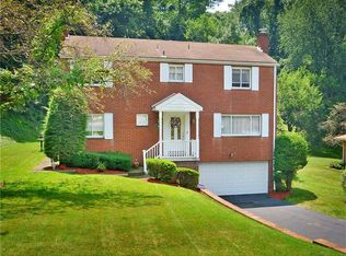 105 Sharon Dr, Pittsburgh, PA 15221