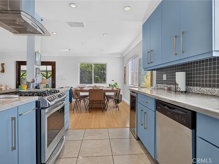 6710 Kurl Way — Photo 30