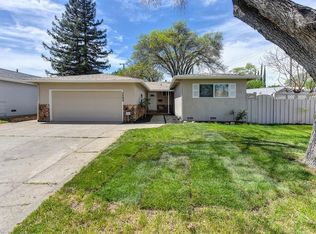 5866 Sharps Cir, Carmichael, CA 95608