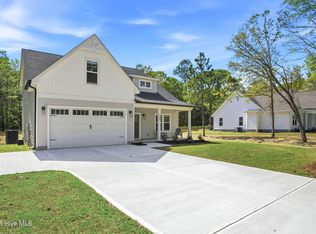 2409 Sunset Harbor Road SE, Bolivia, NC 28422