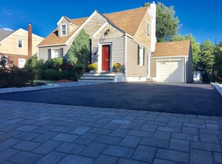 29 Iroquois Rd, Cranford, NJ 07016