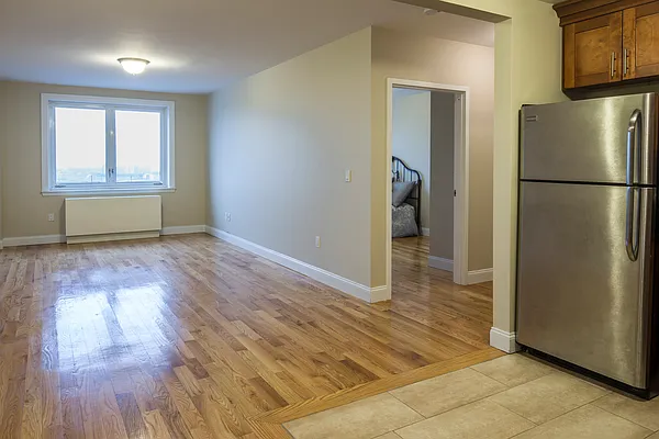 Rented by Develop Realty Co | media 7