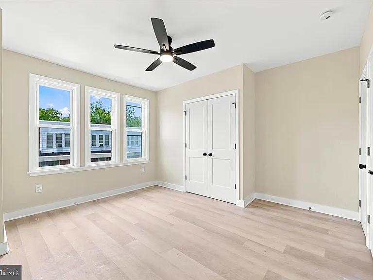 6151 Algard St — Photo 13