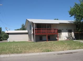 612 S 4th St, Miles City, MT 59301