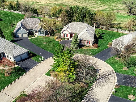 3rd image of 1718 River Birch Way