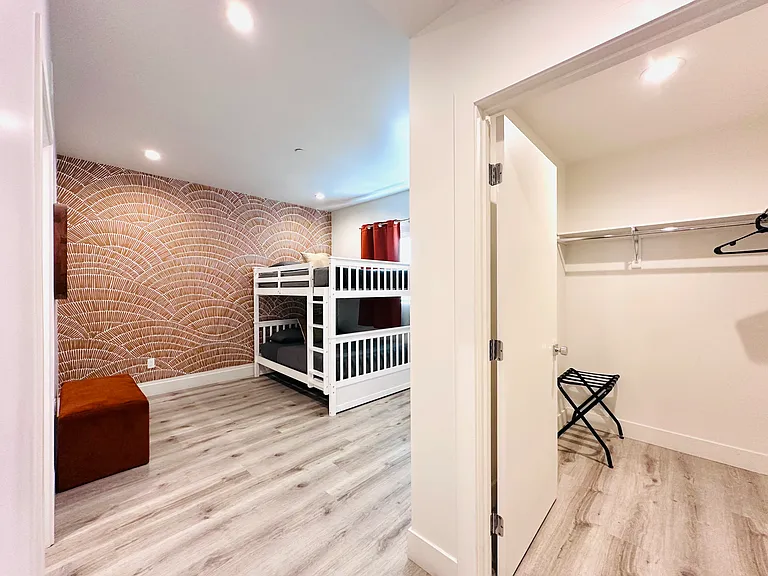 218 N Coronado St #216-1/2 — Photo 29