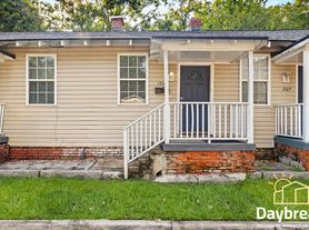 1709 LeGrand Street, 1711 Legrand