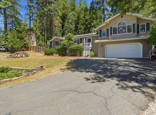 5402 Begonia Dr, Pollock Pines, CA 95726