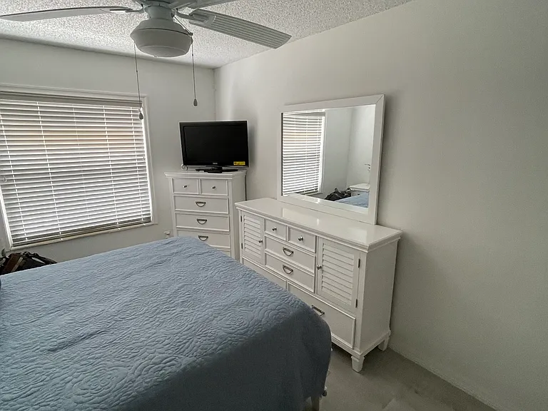 408 Banana Cay Dr #D — Photo 5
