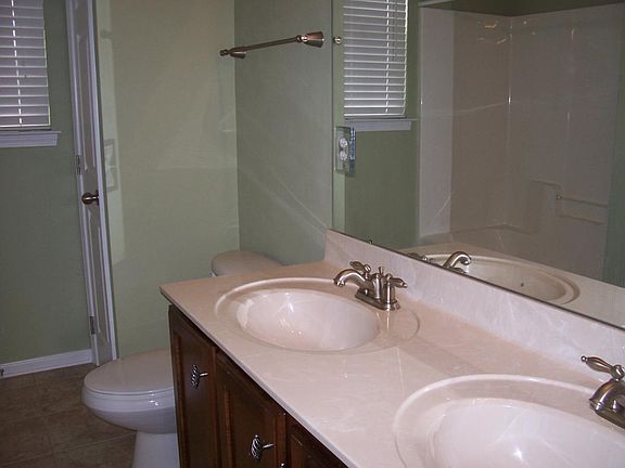 5th image of 2106 Broad Plum Ln