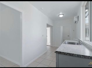 2321 B St #2, Bakersfield, CA 93301