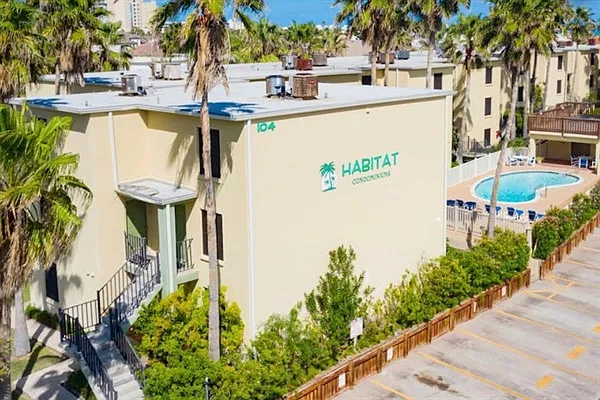 104 E Parade Dr #22