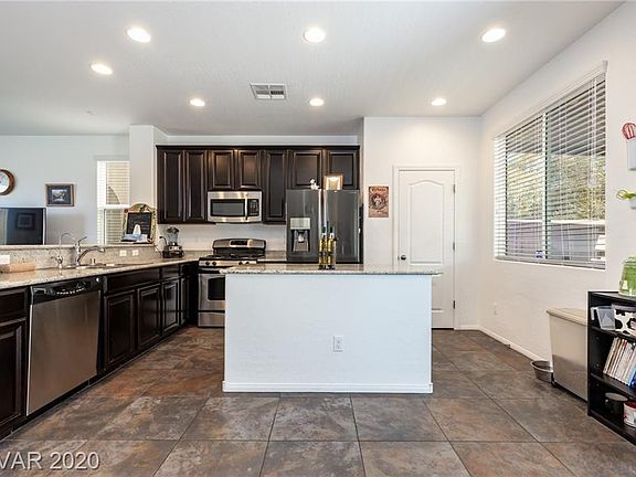 5th image of 9826 Hearthfire St