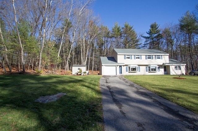 1st image of 13A Deerwood Dr