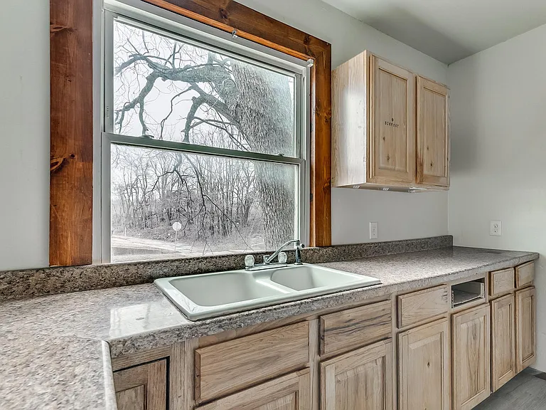118 S Miles Ave — Photo 14
