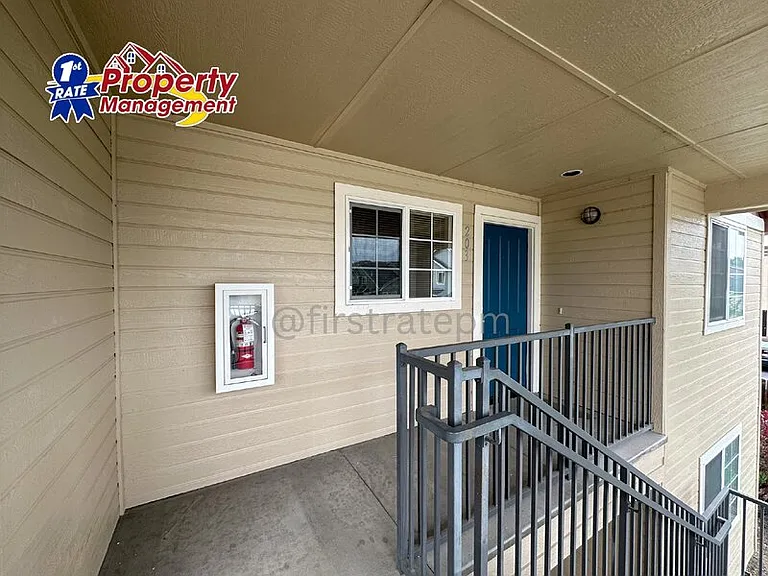 5936 W Ellens Ferry Dr #102 — Photo 3