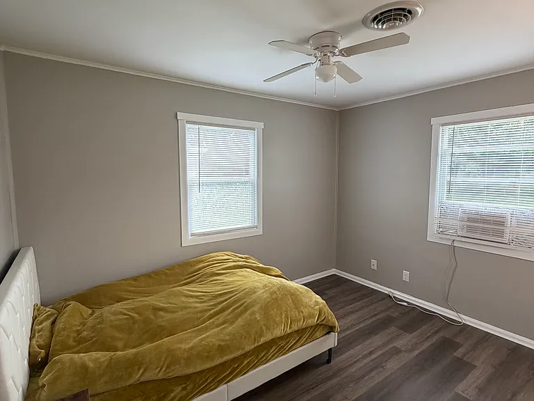 1110 E Michigan Ave #1 — Photo 15