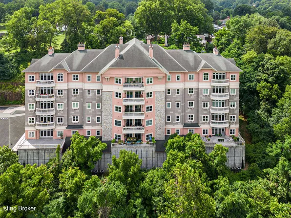 1409 Mockingbird Terrace Dr Unit 104, Louisville, KY 40207