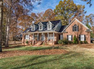 312 Whitfield Ln, Boiling Springs, SC 29316