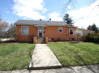 814 Campbell St, Joliet, IL 60435