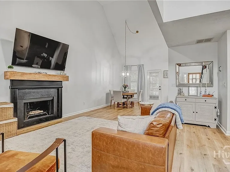 71 Northwood Dr — Photo 5