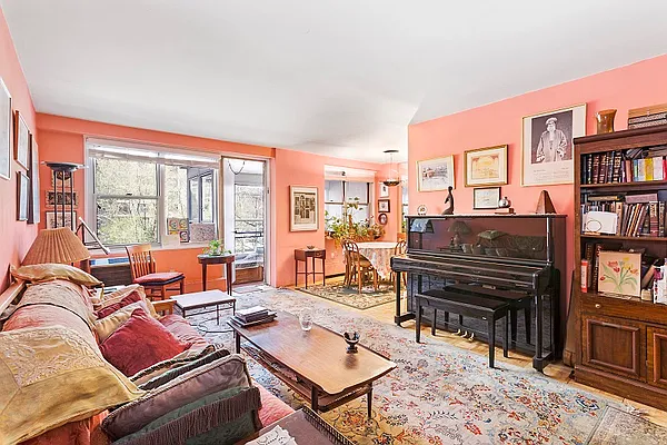 Sold by Raz Realty | media 2