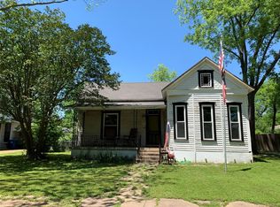 302 NW 3rd St, Hubbard, TX 76648
