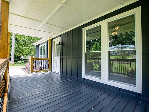 3rd image of 60 Knob Ave