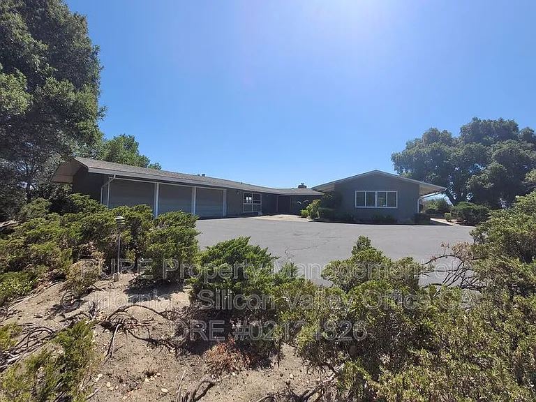 21224 Saratoga Hills Rd — Photo 1