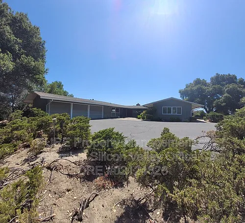 21224 Saratoga Hills Rd Photo 1