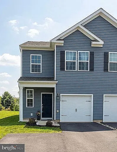 1138 Martin Rd — Photo 1