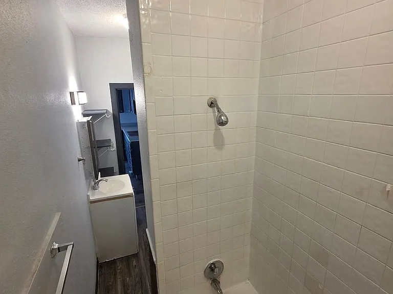 Knight Apartments and Sunlight Townhomes - located in historic downtown Greeley! — Photo 57
