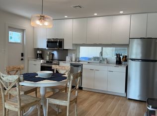 908 Harbor Dr S, Venice, FL 34285