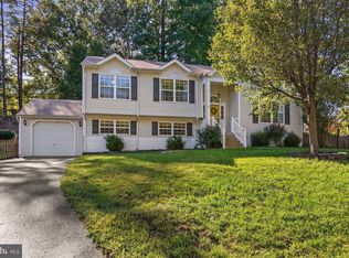 24 Myrtle Rd, Fredericksburg, VA 22405