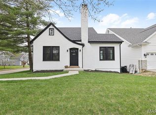 401 N Geyer Rd, Saint Louis, MO 63122