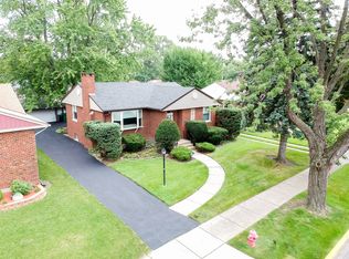 2327 Stratford Ave, Westchester, IL