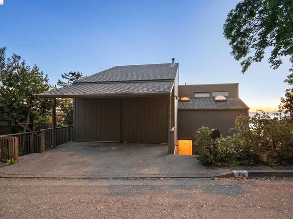 104 Hill Rd